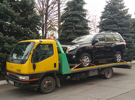 перевозка авто эвакуатором
